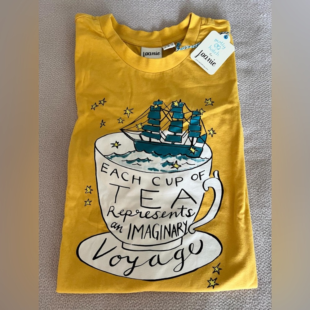 Joanie Clothing Graphic T-Shirt - Royal Yellow / Gold - Size Small